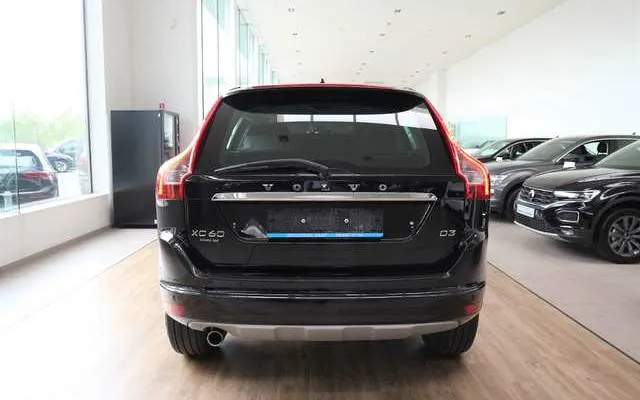 Volvo XC60 D3 150PK AUTOMAAT*MOMENTUM*VELE OPTIES*TOPWAGEN ! Image 6