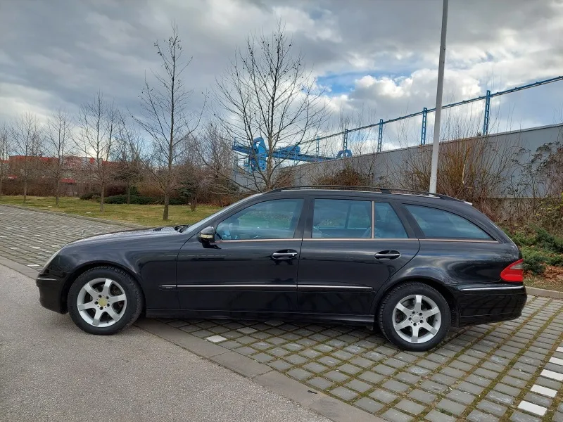 Mercedes-Benz E 280 EVO/4 Matic Image 2