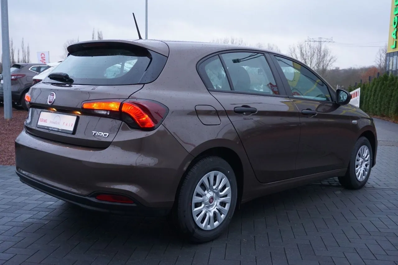 Fiat Tipo Hatchback 1.4 Bluetooth...  Image 4