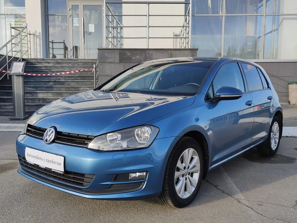 Volkswagen Golf Image 1